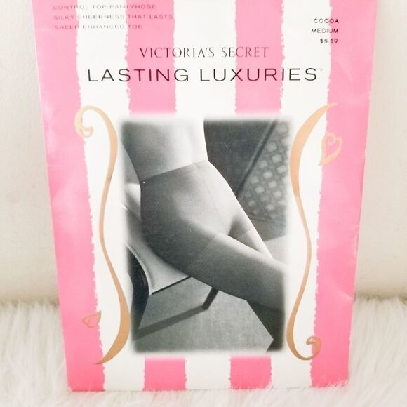 Victoria's Secret lasting luxuries hosiery - Picture 4 of 4